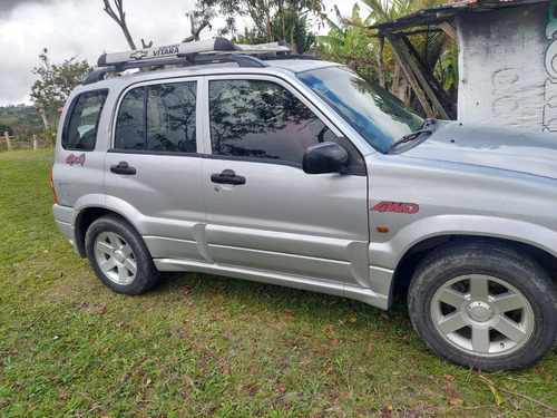 Chevrolet Grand Vitara 2.0 L