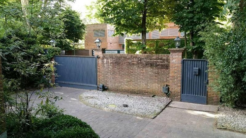 Imagen 18 de 20 de Casa En Venta - Lomas Schoenstatt - San Isidro