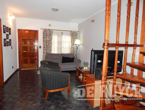 Chalet En Venta En Quilmes Sur