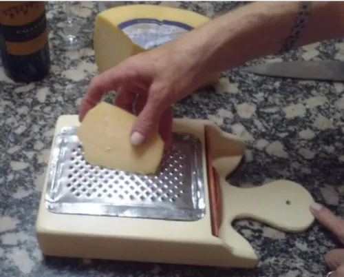 Rallador De Queso Modelo Re Antiguo 367 Bis (Usado)