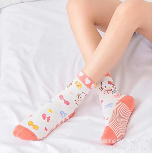 Calcetines Importados Hello Kitty Número Standard 35-38