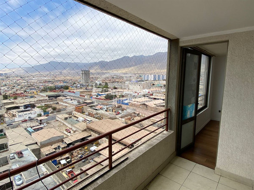 Como Nuevo, 3d-2b En Prestigioso Condominio Terramar
