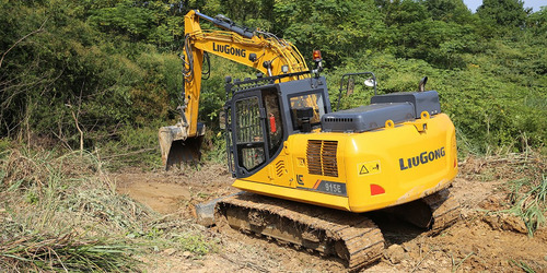 Excavadora Sobre Orugas Liugong CLG 915 E, Cuotas Y Pesos $