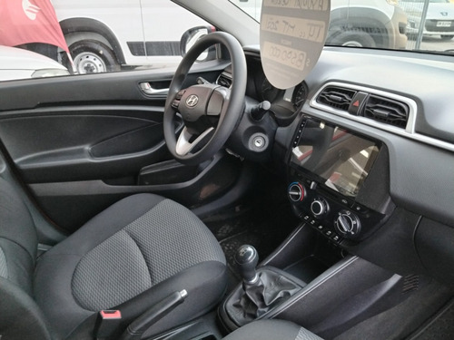 Hyundai Verna 1.4 Plus Mt