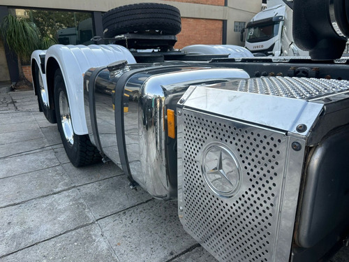 Mb 2548 Actros Ano 2022 Teto Alto 6x2 Único Dono Financia