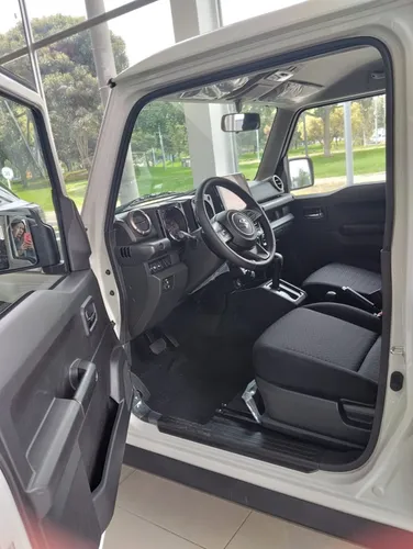 Suzuki Jimny Glx At