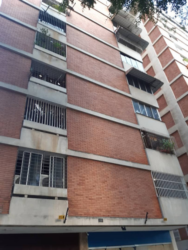 Alquiler De Apartamento En Altamira Sur.  3/2/1. Solo Persona Juridica. 
