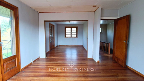 Casa En Pleno Centro De Panguipulli