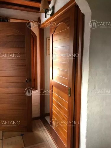 Hermosa Casa, Ubicada En Uno De Las Mejores Zonas Del Balneario!