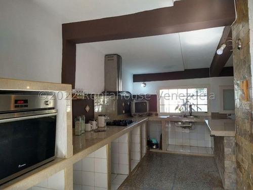 Imagen 14 de 30 de Venta De Casa En Las Trinitarias Conjunto Privado Este De Barquisimeto Lara 0424-5935697 Reinaldo Azcunes #23-10047 Rja
