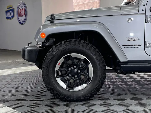 Jeep Wrangler 3.8 V6 Unlimited Sahara JK 4x4 At