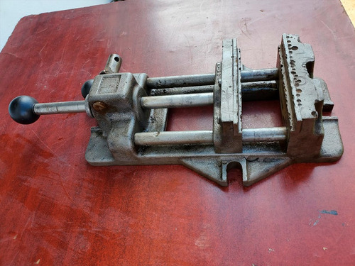 Prensa De Banco 6'' X 6.5'' Prensa Liberacion Rapida (Usado)