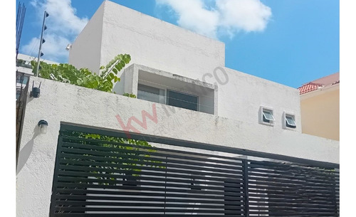Exclusiva Residencia En El Corazón De Cancún Privacidad, Espacios Amplios Y Ubicación Inme...