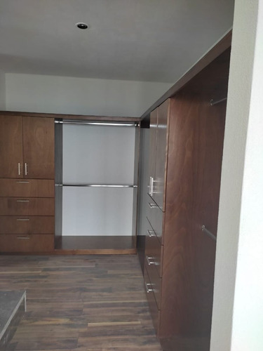 Imagen 21 de 24 de Vista Al Hoyo 3 Y La Ciudad Con Cuarto De Juegos