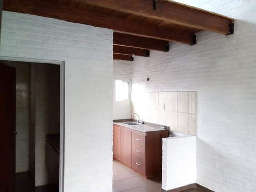 Imagen 3 de 6 de Vendo Complejo 5 Departamento Esperanza.santa Fe