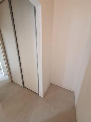 Imagen 19 de 30 de Posibilidades De Financiación!!. Moderno Ph De 3 Amb A Estrenar C/jardin, Galeria Y Terraza