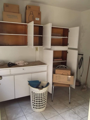 Sobrado 160 M2 4 Dorm. 1 Suite 2 Vagas Cob. Bem Localizado!