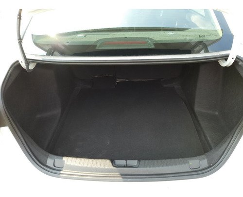 Imagen 13 de 15 de Chevrolet Onix 1.0 Lts 3 Cil Turbo Mt Ls 2021