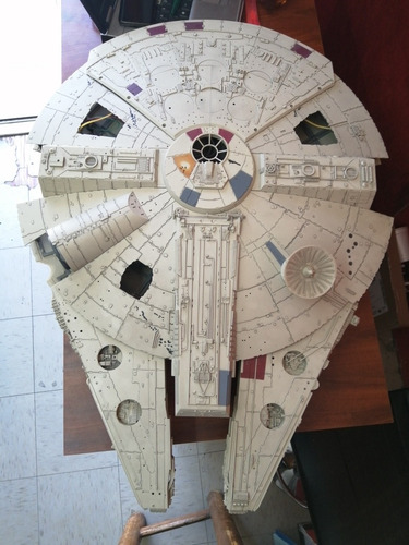 Halcón Milenario Escala 1/8 Armado