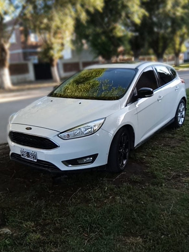 Ford Focus 13500000