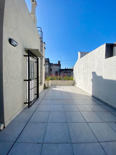 Casa En Venta En Liniers