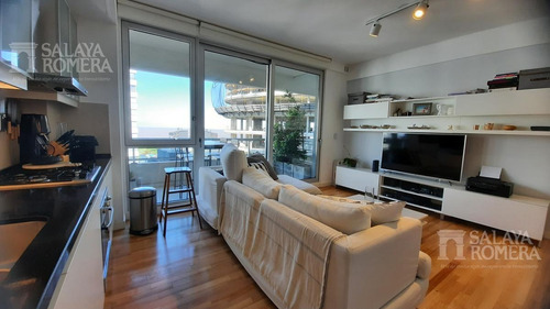 Imagen 3 de 30 de Venta Torre Horizons 2 Ambientes Con Cochera Y Baulera . Vista Al Rio