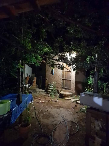 Chácara Com Casa De 2 Quartos E 2 Banheiros