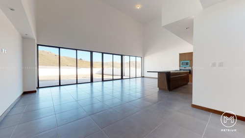 Imagen 4 de 27 de Casa En Venta En Bosques Del Valle V Con Recamara En Planta