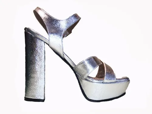 Chanclas plateadas online mujer