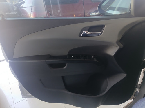 Chevrolet Sonic 1.6 Ltz Mt