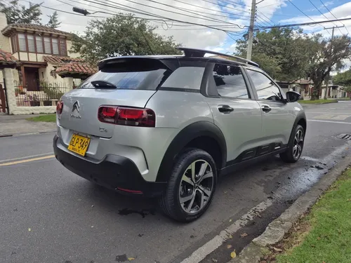 Citroën C4 Cactus 1.6 Shine Turbo Aut