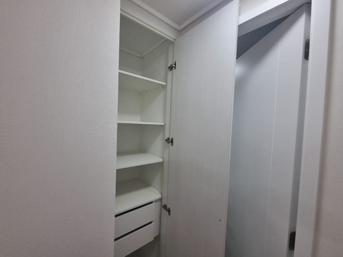 Se Arrienda Departamento 1 D+1b+1est+1 Bod A 560.000 Clp Con