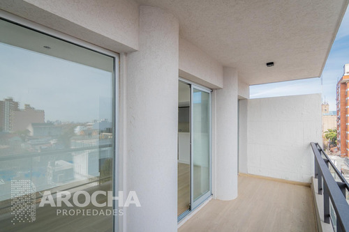 Departamento En Venta 2 Ambientes Quilmes Centro, Con Cochera