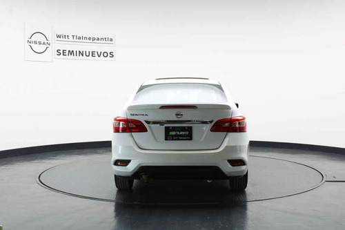 Imagen 4 de 15 de Nissan Sentra 2019 4p Exclusive L4/1.8 Aut Nave
