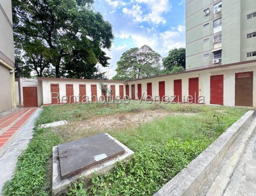 Amplio Apartamento En Motalban Ii Excelente Edificio - 25-17815 - Jca