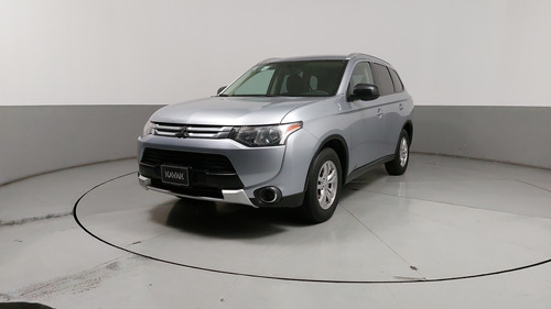 Mitsubishi Outlander 2.4 ES AT