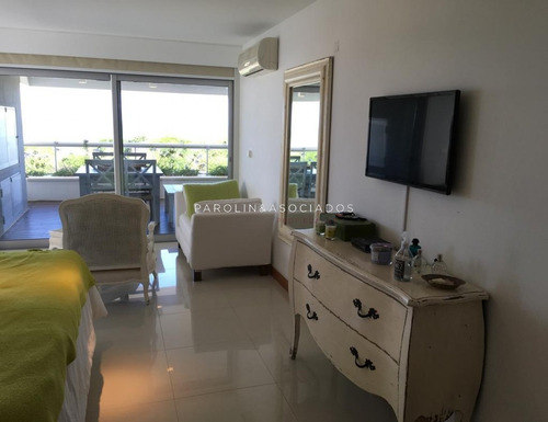 Apartamento Primera Fila Playa Brava 4 Dormitorios - Indigo Punta Del Este- Ref: 2100