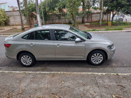 Volkswagen Virtus 1.0 Comfortline 200 Tsi Aut. 4p 6 marchas