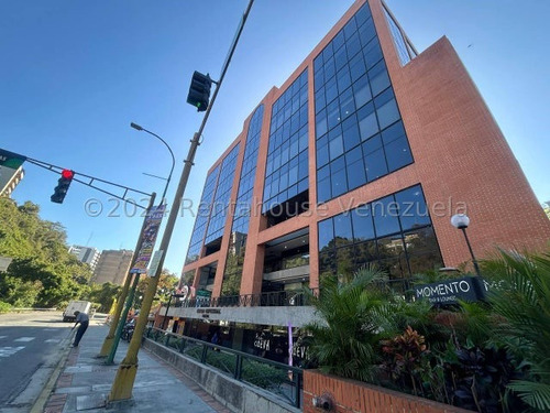 Oficina En Venta En Centro Profesional Vizcaya   #24-21307