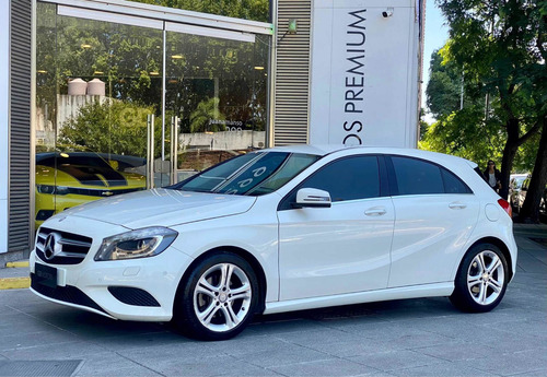 Imagen 4 de 21 de Mercedes-benz Clase A 1.6 A 200 Urban 156cv Thermotronic