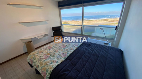 Imagen 22 de 30 de Apartamento En Playa Brava A La Venta