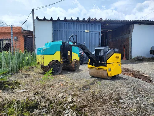 Compactador Bomag Arw65