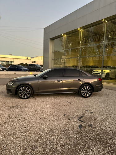 Audi A4 2.0 40 Tfsi Front
