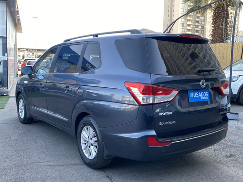 Ssangyong Stavic 2018