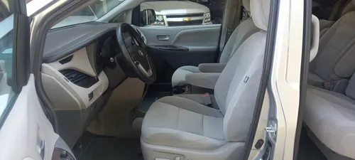 Toyota Sienna 3.5 Xle At