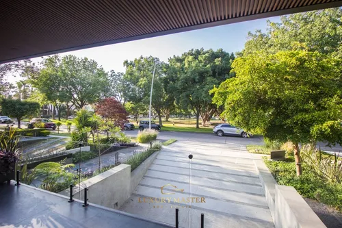 Casa De Lujo En Venta En Valle Real