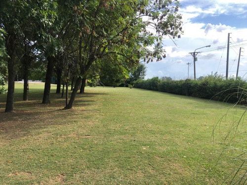 Casa Quinta En Venta Ubicado En Parque Exaltación, Exaltación De La Cruz, G.b.a. Zona Norte
