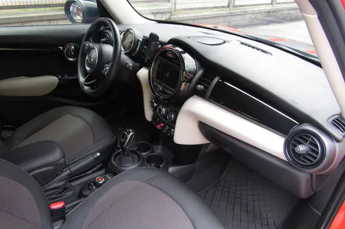 Mini Cooper 1.5 T F55 SALT At