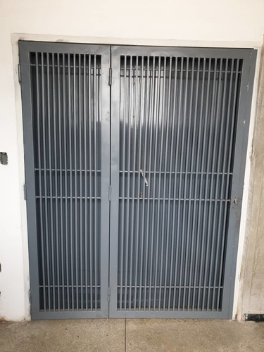 Imagen 4 de 7 de Edificio 1070 M2, Uso Oficina/comercial / Industrial