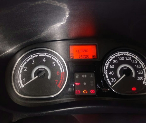 Imagem 6 de 10 de Renault Sandero 2014 1.6 16v Privilège Hi-flex Aut. 5p